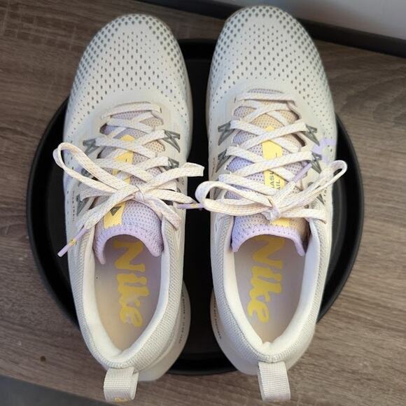 Nike Running Shoes Women's Size 8.5 React Pegasus Trail 4 Flywire Retro Gym Shoe - Picture 6 of 16